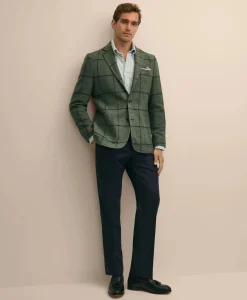 Classic Fit Wool Flannel Dress Pants