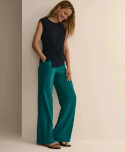 Jersey Sleeveless Waist-Twist Top
