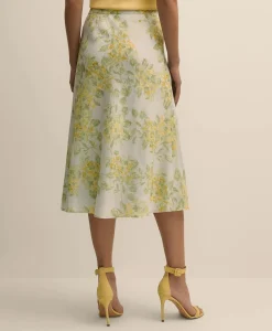 Linen A-Line Waist-Tie Skirt