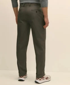 Pleated Traditional Fit Cotton Advantage Chino® Pants
