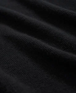 3-Ply Cashmere V-Neck Sweater