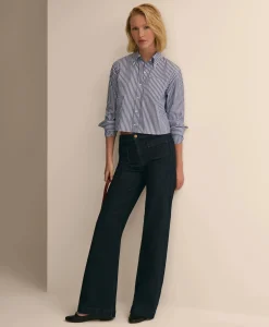 The Cropped Button-Down Shirt