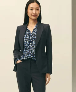 The Essentials Single-Breasted Peak Lapel in Wool Blend